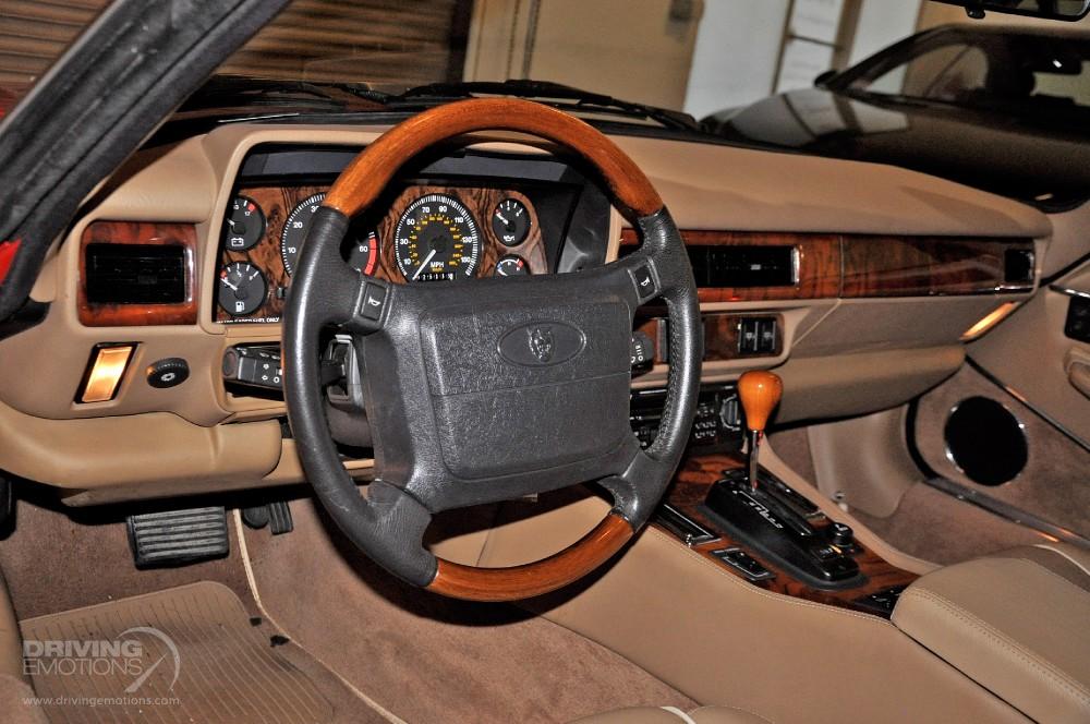 xjs steering wheel