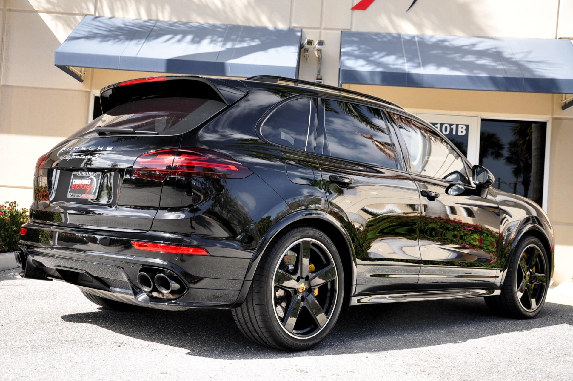 Porsche cayenne turbo s